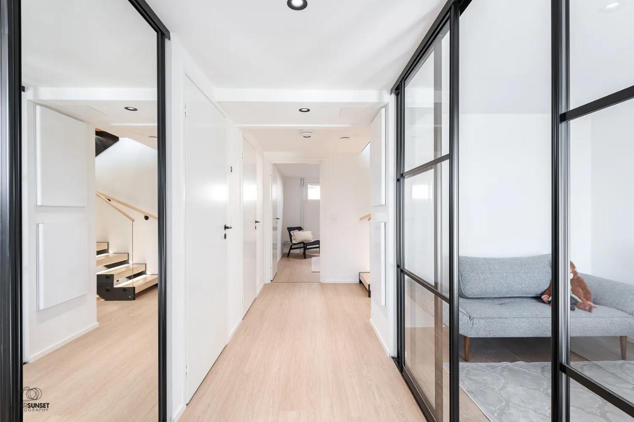 Kingwest - Free Parking, Sauna & 5 Bedrooms Tampere